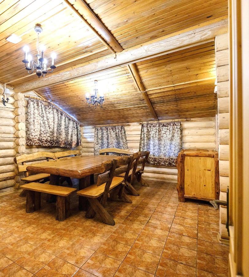 Sky Land Camping & Resort Cricova Exteriör bild